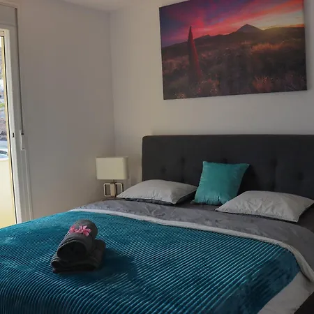 Cozy Oasis Vista Mare