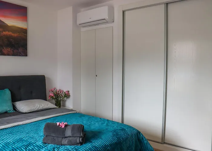 Cozy Oasis Vista Mare